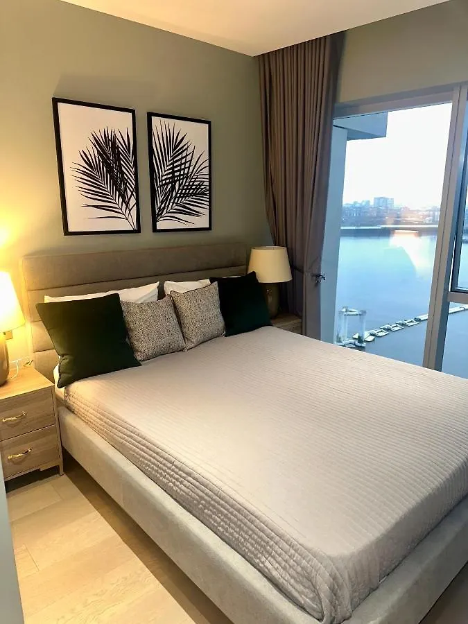 Godson Luxury One Bed Apartment London